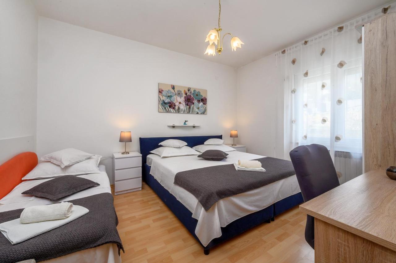 Apartments Juric Podstrana Exterior photo
