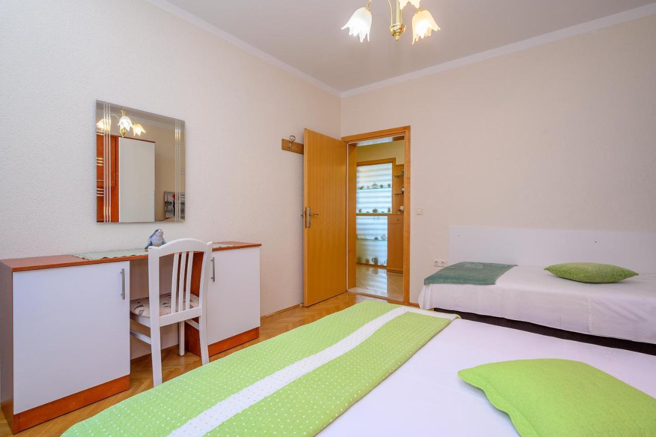 Apartments Juric Podstrana Exterior photo